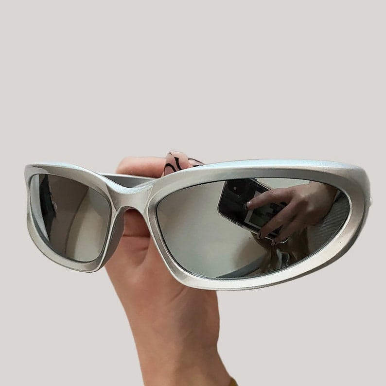 Unisex 'Matrix Morpheus' Frameless Rimless Movie Sunglasses –  ASTROSHADEZ.COM